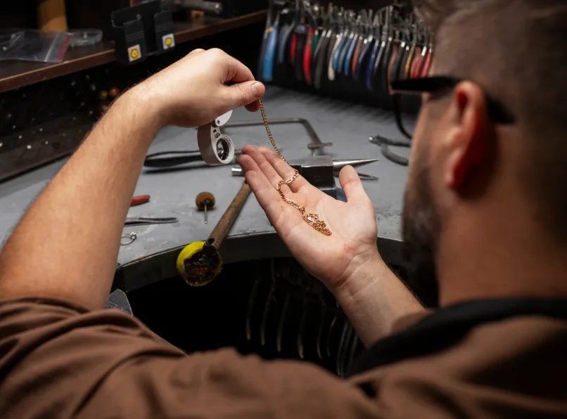 Velmira Fine Jewelry Craftsmanship New York Modern fine jewelry craftsmanship by Velmira in New York