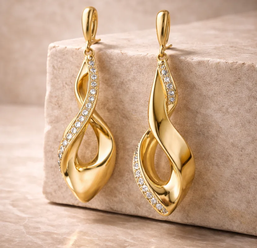 Jewelry Trends 2026 Lab Grown Diamonds Modern fine jewelry trends 2026 featuring lab grown diamonds